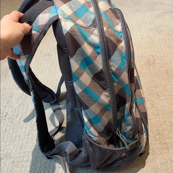 Under Armour backpack blue & gray plaid - Picture 5 of 11